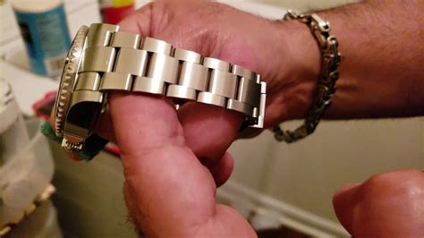 remove scratches from rolex clasp|how to remove scratches from Rolex.